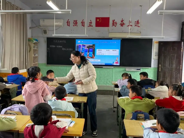 城乡接合部乡村地区的资源短板避免“学位过剩”与“入学难”并存